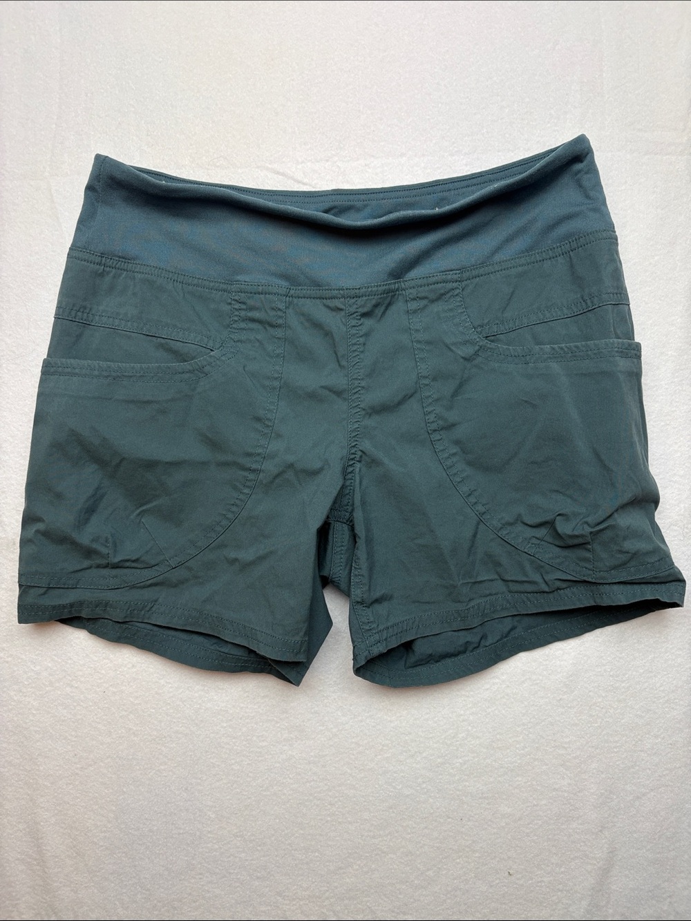 Prana size medium Women's Dark Teal Athletic Shorts with Side Pockets